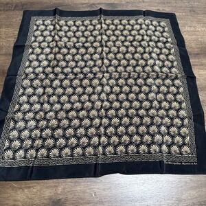 VTG 2004 The Metropolitan Museum of Art 100% Silk Greek Palmette Scarf Black 20"